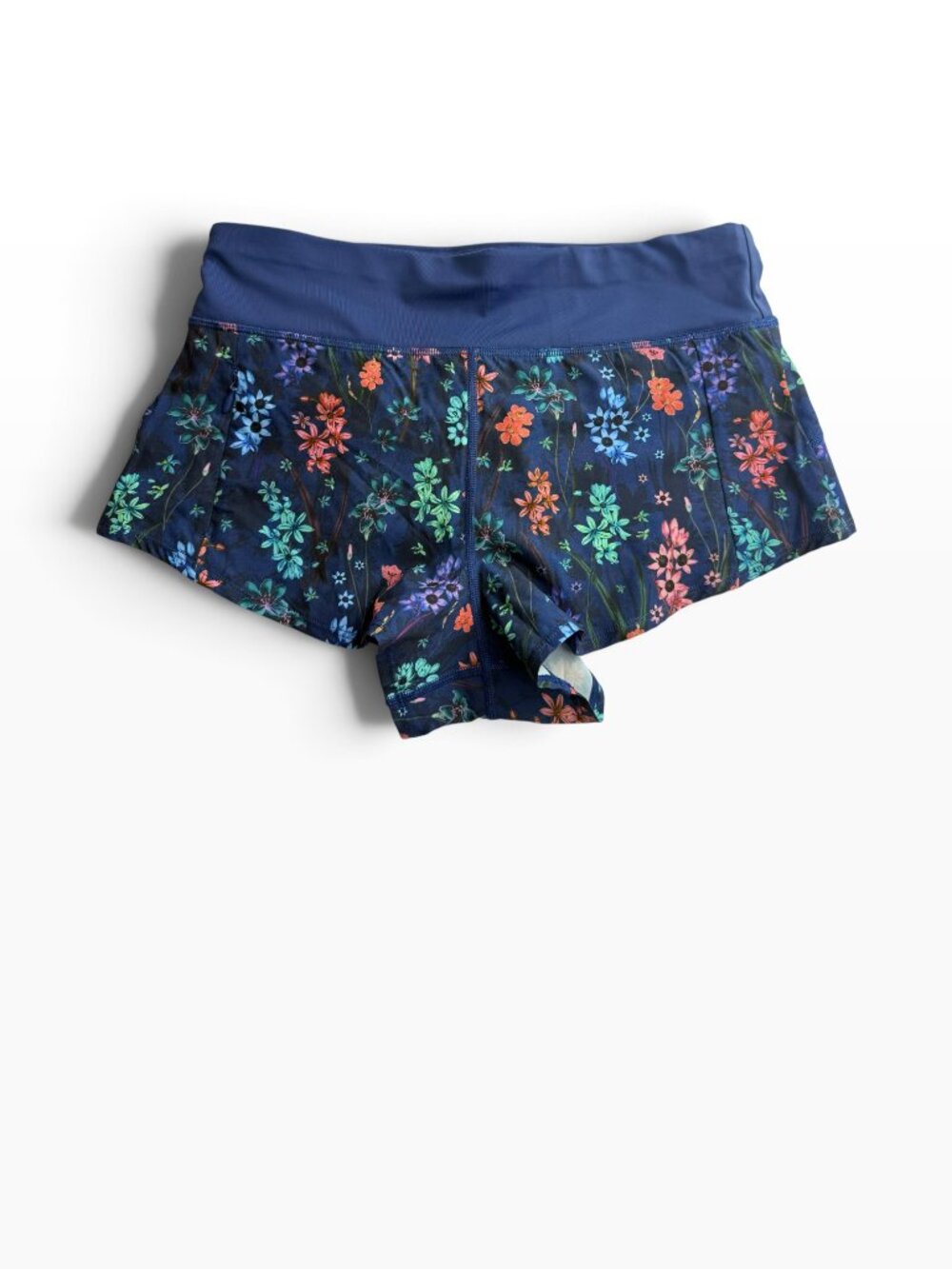 New TITLE NINE Blue Shorts, Floral. Running / Athletic / Yoga / SUP / Surf XS